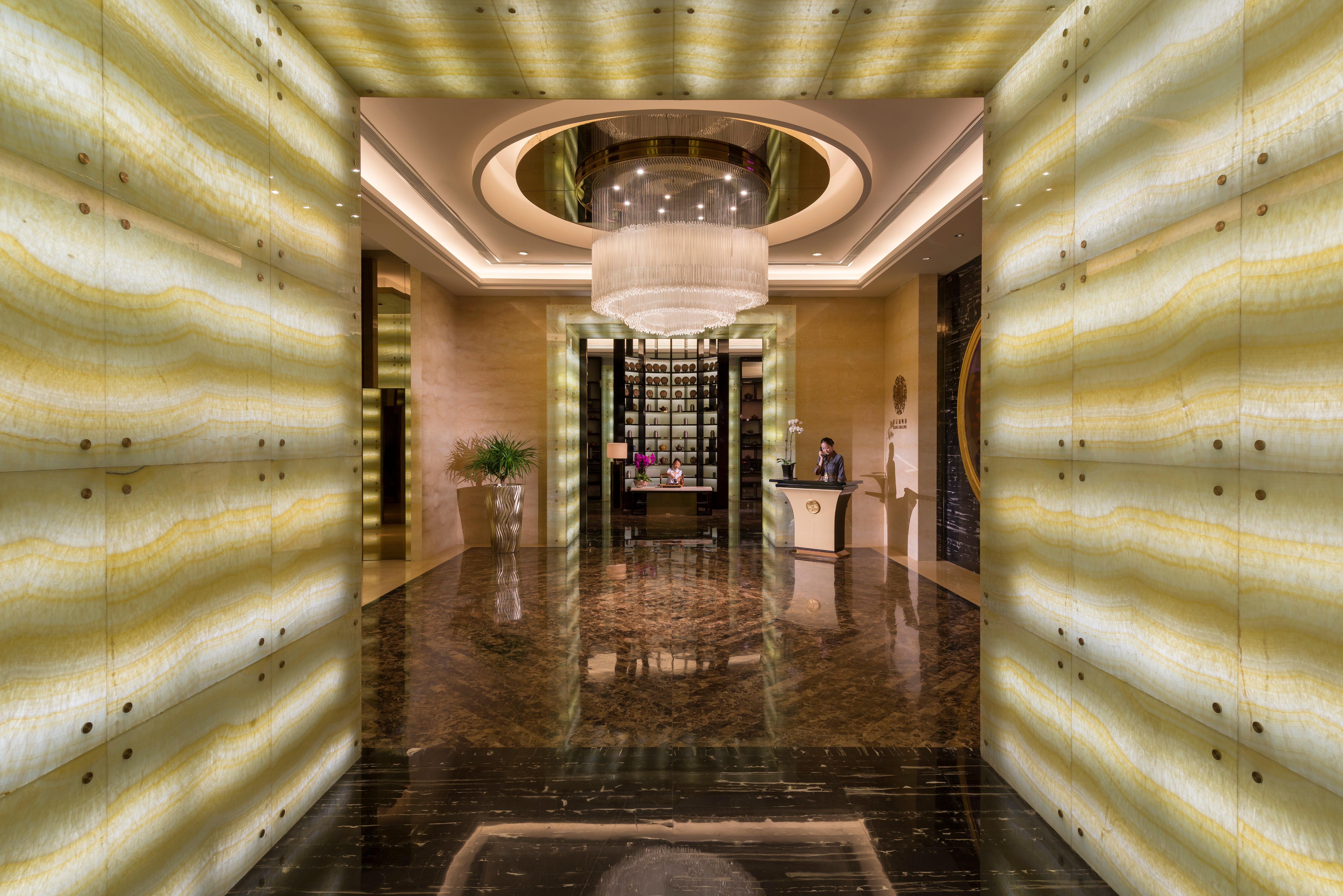 Отель Intercontinental Shijiazhuang By Ihg Экстерьер фото