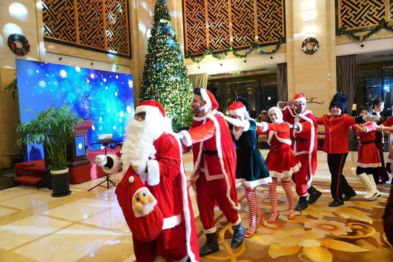 Отель Intercontinental Shijiazhuang By Ihg Экстерьер фото